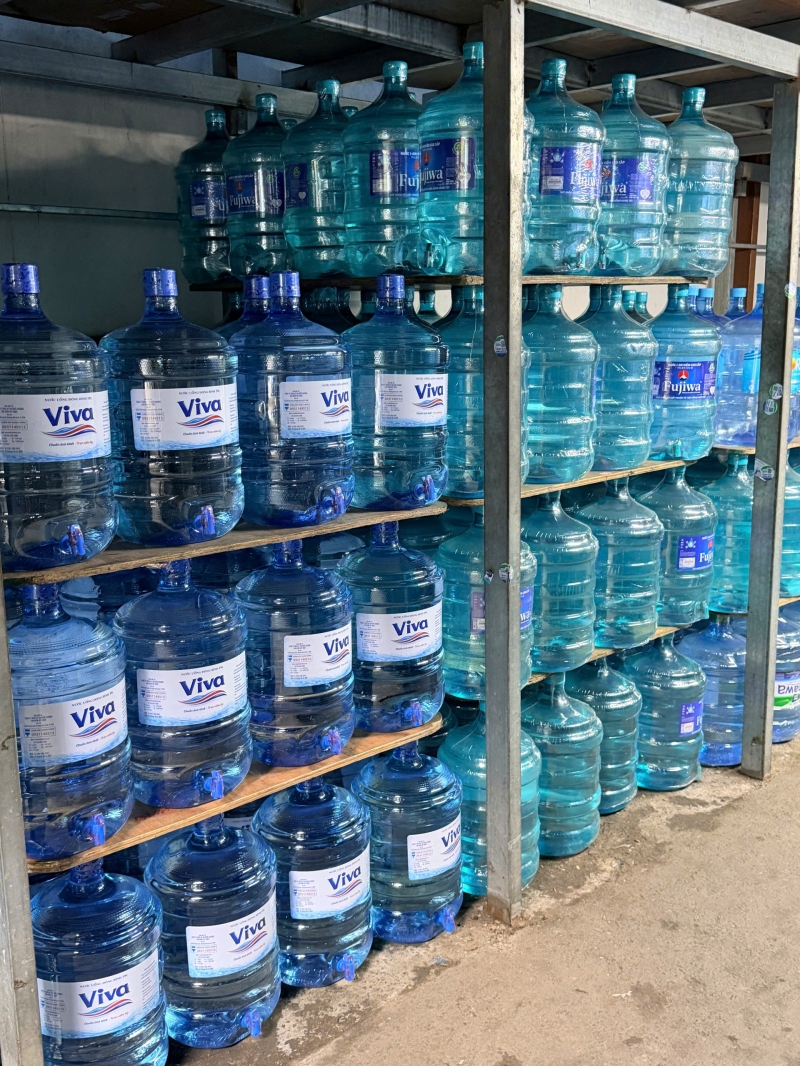 nhập hàng tại kho đại lý Lê Trần 